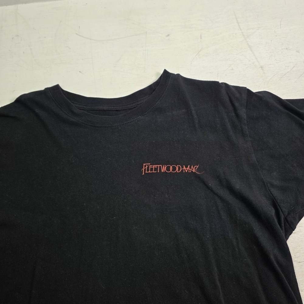 Fleetwood Mac On Tour T-Shirt Mens XL Black Band On Tour Tee Penguin Graphic VG - Picture 3 of 7